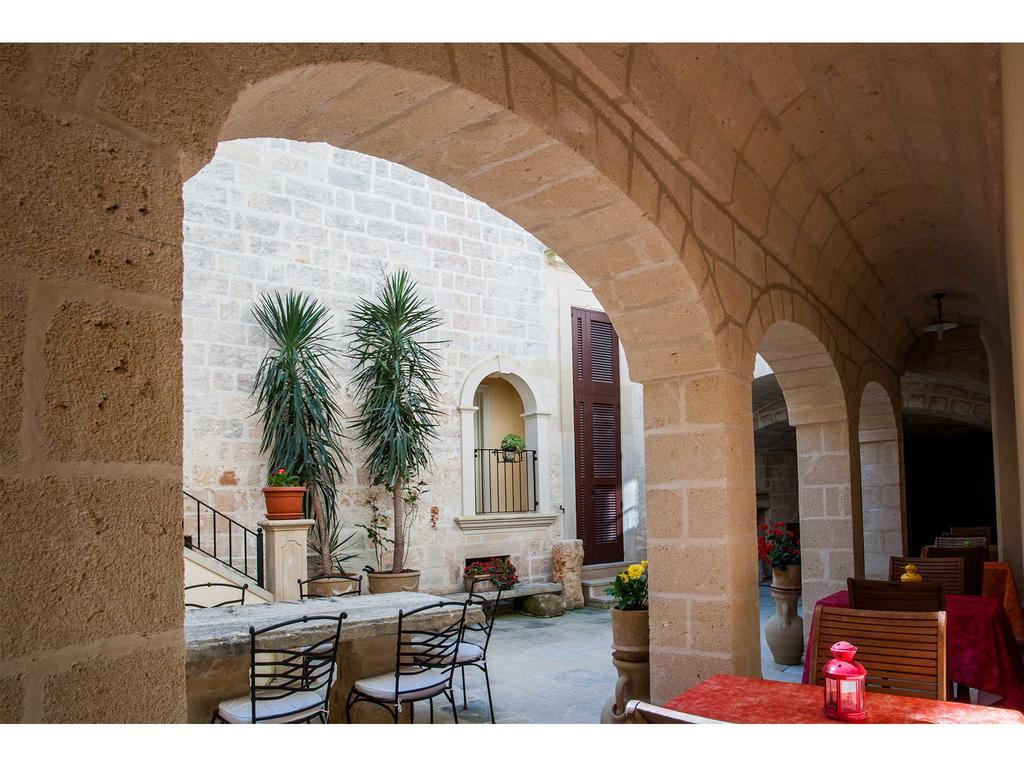 Palazzo Mellacqua Castiglione d'Otranto Exterior photo